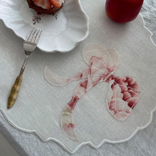 신상[6월상반기결산SALE] 블랑슈아 블루밍 리본 핑크 테이블 식탁 플레이스 매트